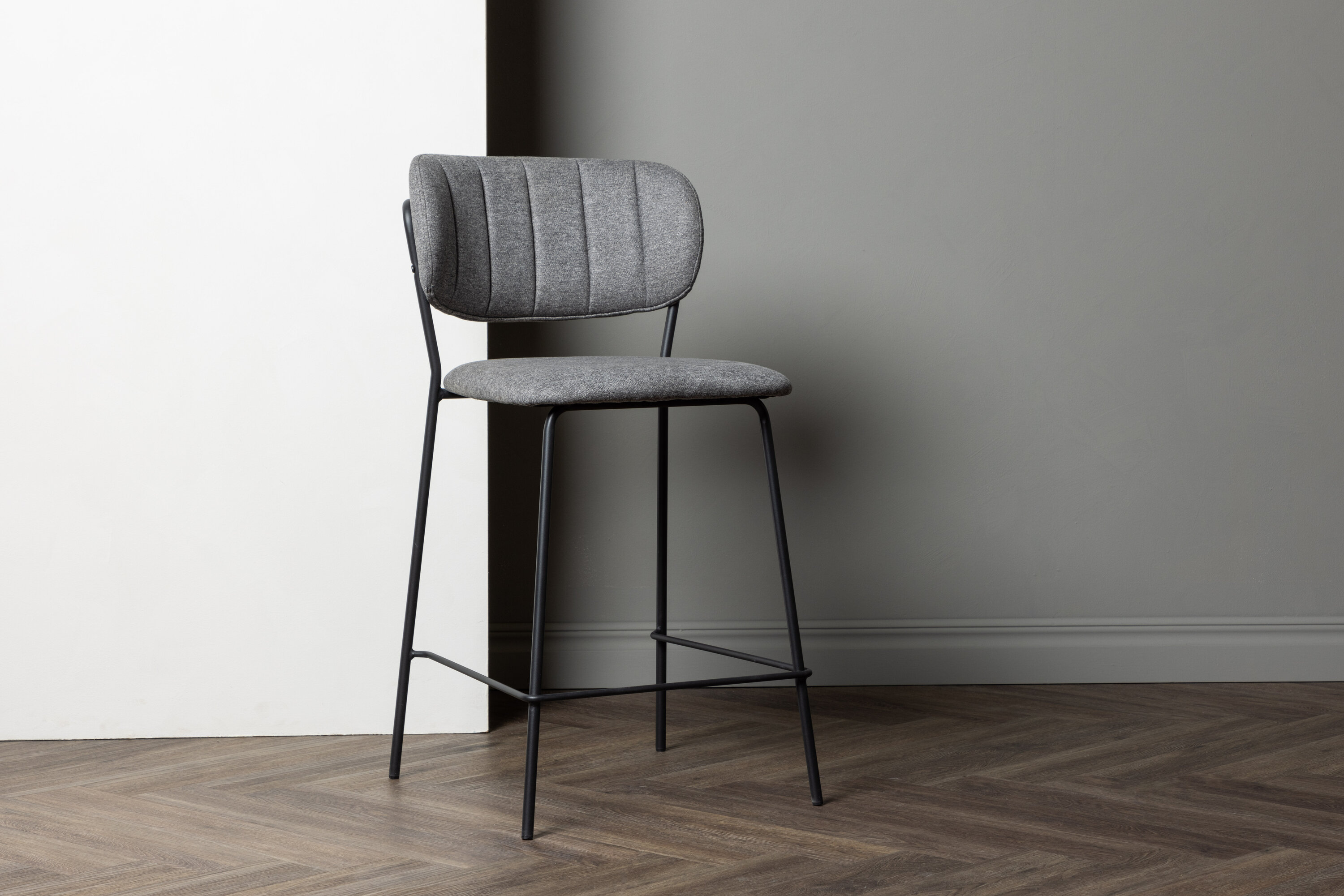Bell Bar Chair