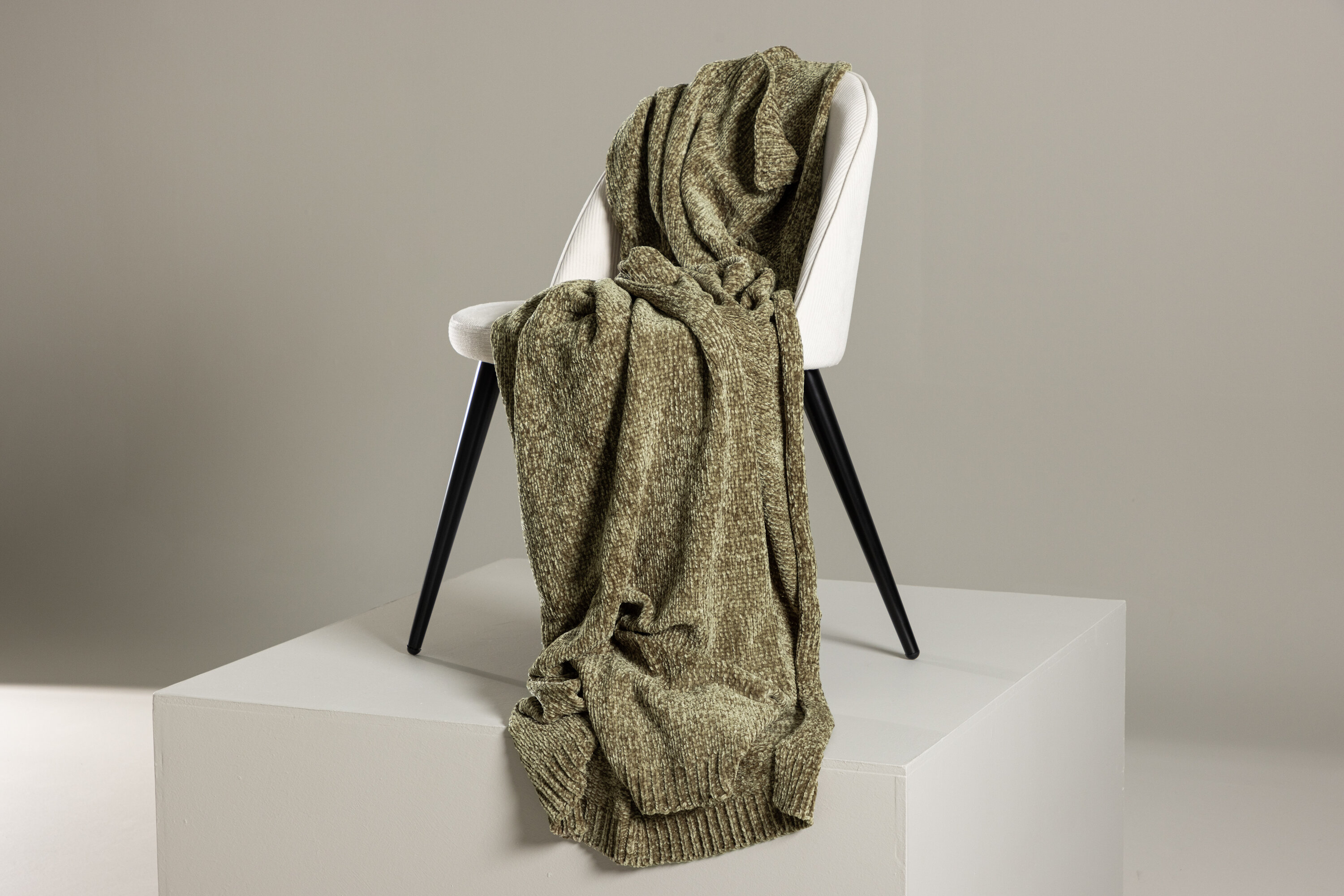 Ally Throw Ally Throw